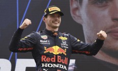 F1奥地利站维斯塔潘夺冠达成职业生涯15胜