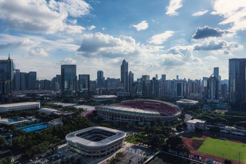 新赛季揭幕战多支劲旅抢尽风头，竞争激烈